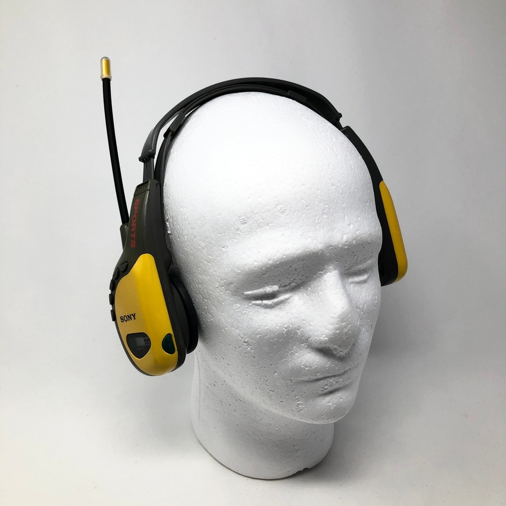 Sony FM/AM Walkman SRF-HM55 Headphones Vintage Yellow Sports Radio - Works Great